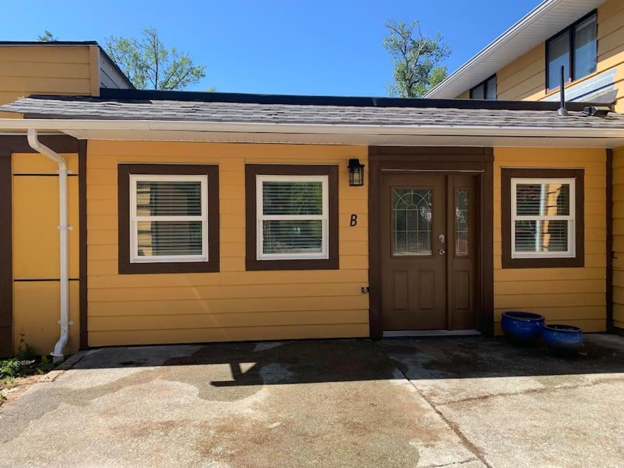 Country Studio Pet Friendly Port Alberni Exterior foto
